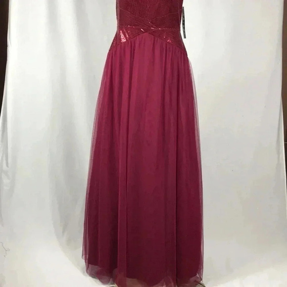 Trixxi Size 11 Burgundy Sequence Strapless Evening Gown. New With Tags - Picture 3 of 8